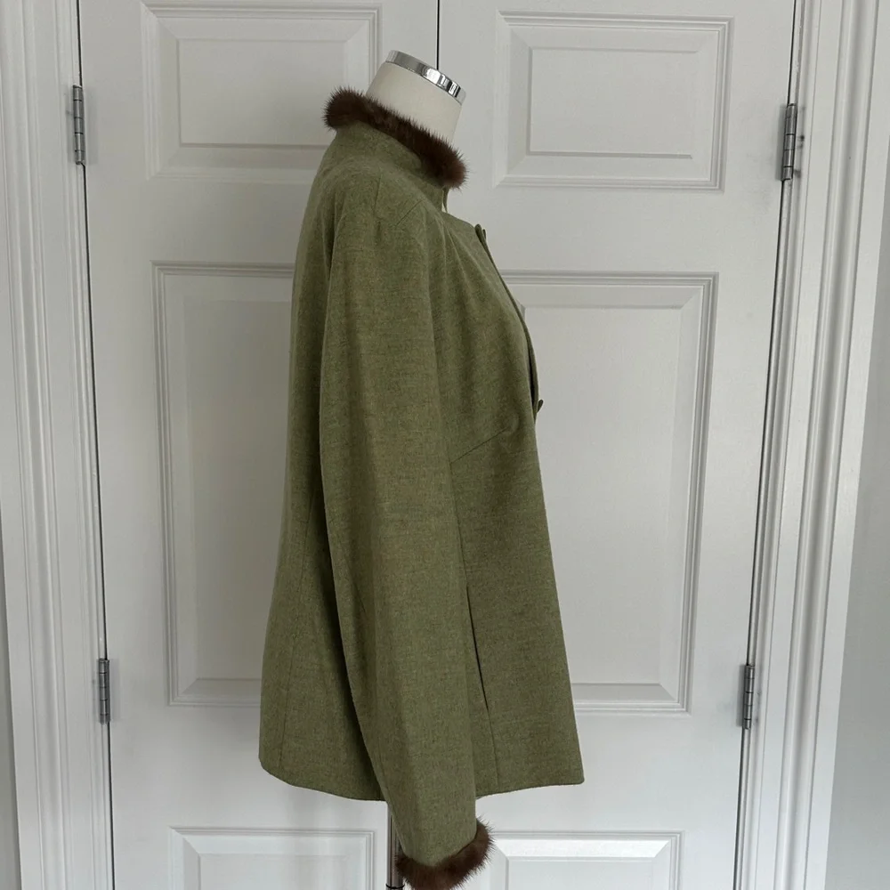 Vintage Selection de Givenchy Olive Green Parisian Wool Jacket Mink Fur Size 16W